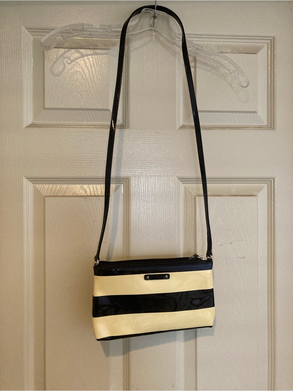 Kate Spade Penn Valley Amy Black/Cream Striped Patent Leather Crossbody Bag